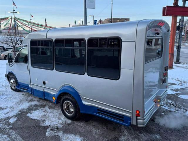 2014 Chevrolet Express Cutaway 3500