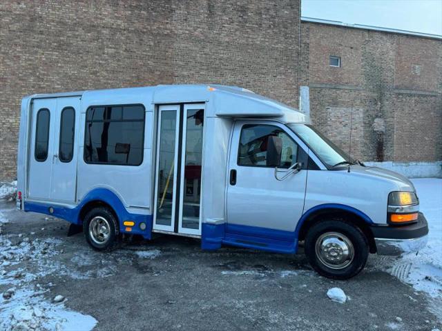 2014 Chevrolet Express Cutaway 3500