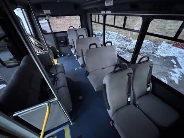2014 Chevrolet Express Cutaway 3500
