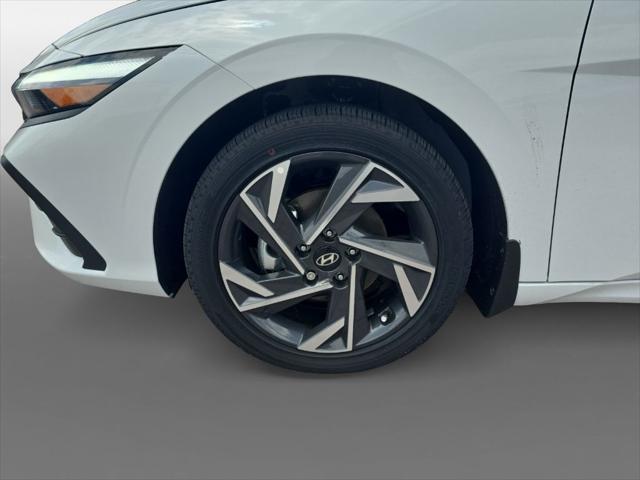 2025 Hyundai Elantra Hybrid SEL Sport