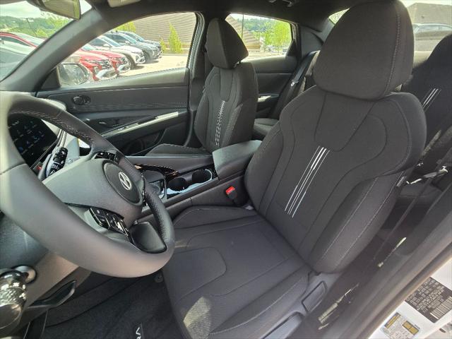 2025 Hyundai Elantra Hybrid SEL Sport