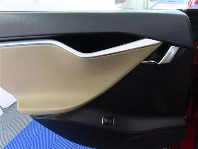2013 Tesla Model S Performance