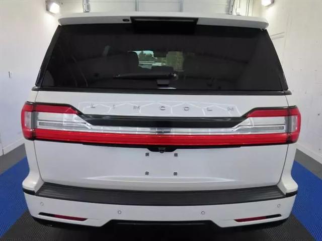 2019 Lincoln Navigator Select