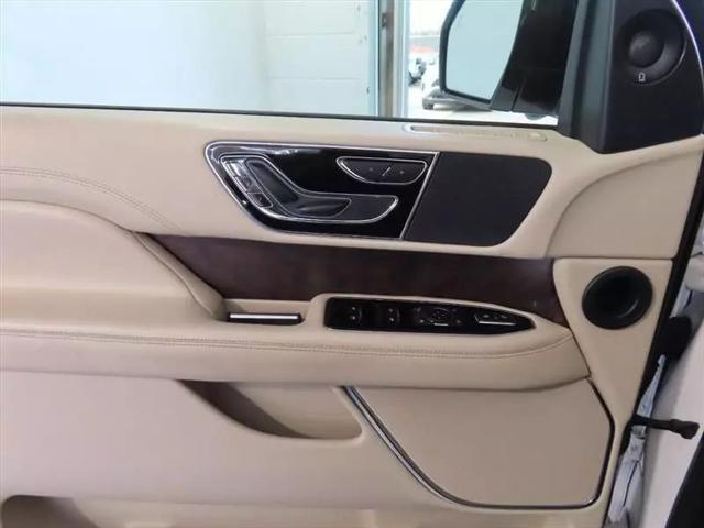 2019 Lincoln Navigator Select