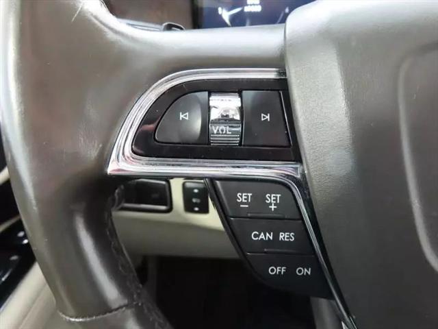 2019 Lincoln Navigator Select