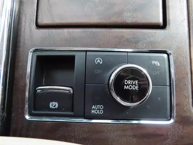 2019 Lincoln Navigator Select