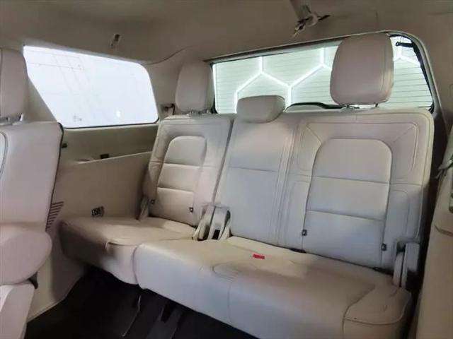 2019 Lincoln Navigator Select