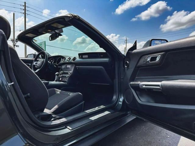 2015 Ford Mustang V6