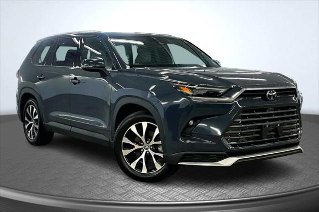 2024 Toyota Grand Highlander Hybrid Limited MAX
