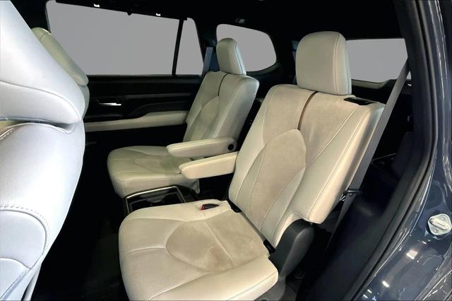 2024 Toyota Grand Highlander Hybrid Limited MAX