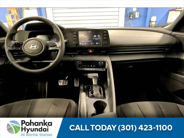 2025 Hyundai Elantra SEL Sport