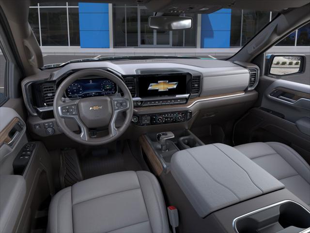 2025 Chevrolet Silverado 1500 2WD Crew Cab Standard Bed LT