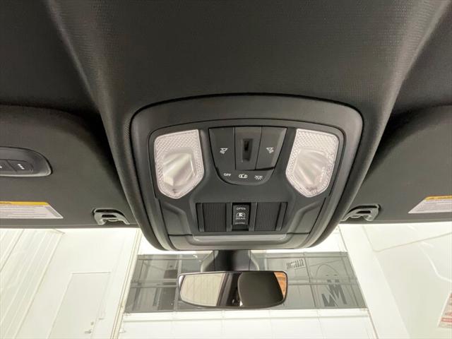 2020 Ram 1500 Big Horn Crew Cab 4x4 5'7" Box
