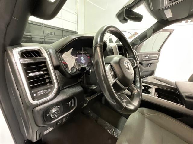 2020 Ram 1500 Big Horn Crew Cab 4x4 5'7" Box