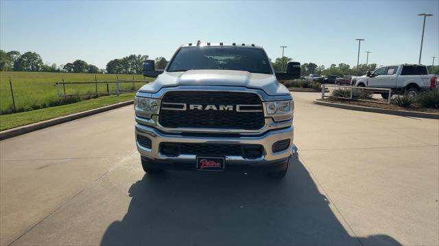 2024 RAM Ram 3500 Chassis Cab RAM 3500 TRADESMAN CREW CAB CHASSIS 4X4 60 CA