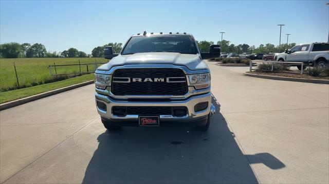 2024 RAM Ram 3500 Chassis Cab RAM 3500 TRADESMAN CREW CAB CHASSIS 4X4 60 CA