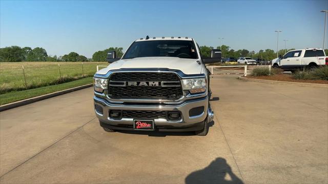 2024 RAM Ram 3500 Chassis Cab RAM 3500 TRADESMAN CREW CAB CHASSIS 4X4 60 CA