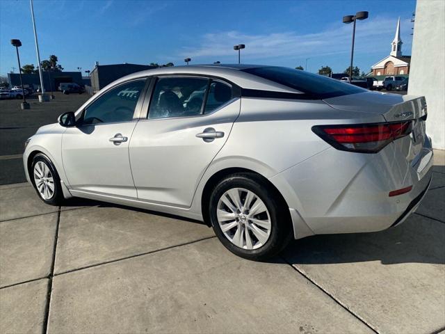 2022 Nissan Sentra S Xtronic CVT