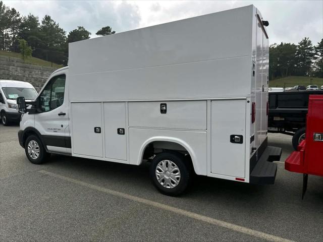 2024 Ford Transit Cutaway Unknown