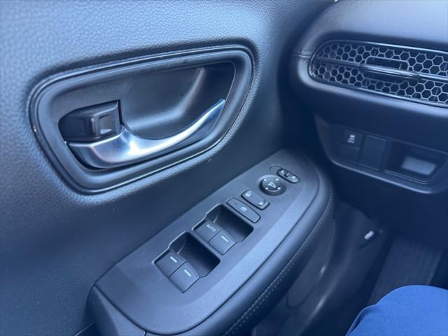 2025 Honda HR-V 2WD LX
