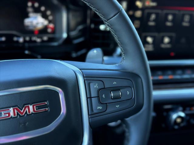 2025 GMC Sierra 1500 4WD Crew Cab Short Box Elevation with 3SB