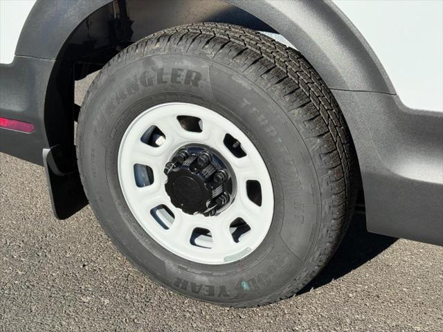 2025 Chevrolet 400 eFWD 400