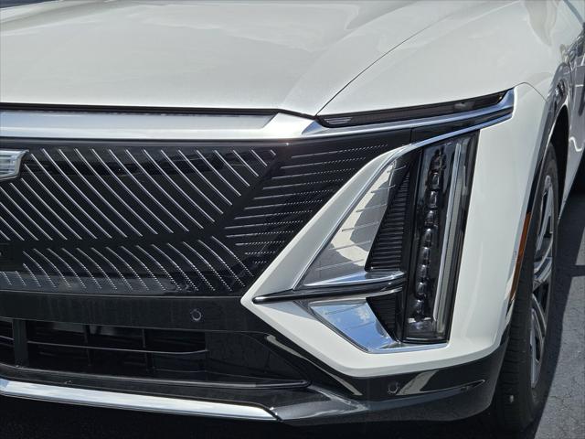 2025 Cadillac iQ Luxury w/1SC