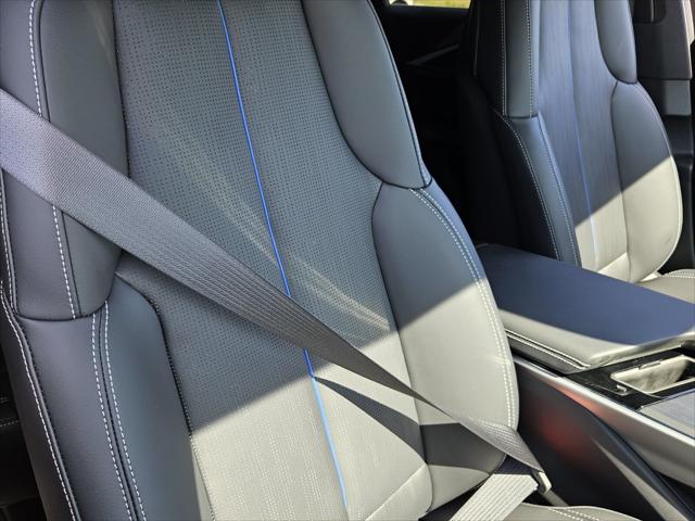 2025 Cadillac iQ Luxury w/1SC
