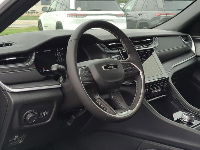 2025 Jeep Grand Cherokee GRAND CHEROKEE ALTITUDE 4X4
