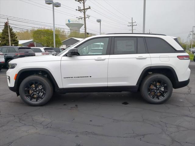 2025 Jeep Grand Cherokee GRAND CHEROKEE ALTITUDE 4X4