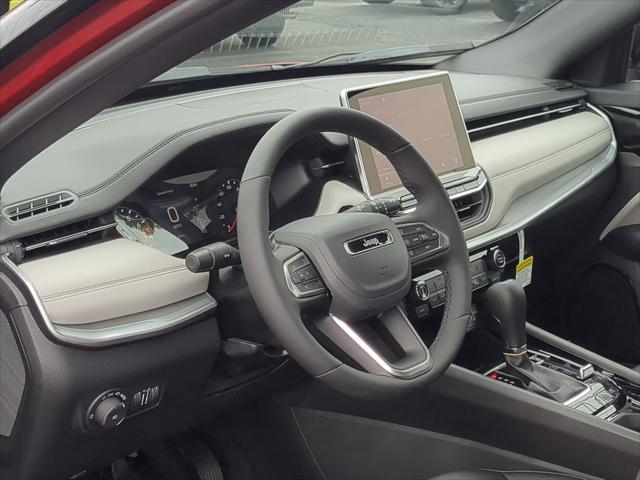 2025 Jeep Compass COMPASS LIMITED 4X4