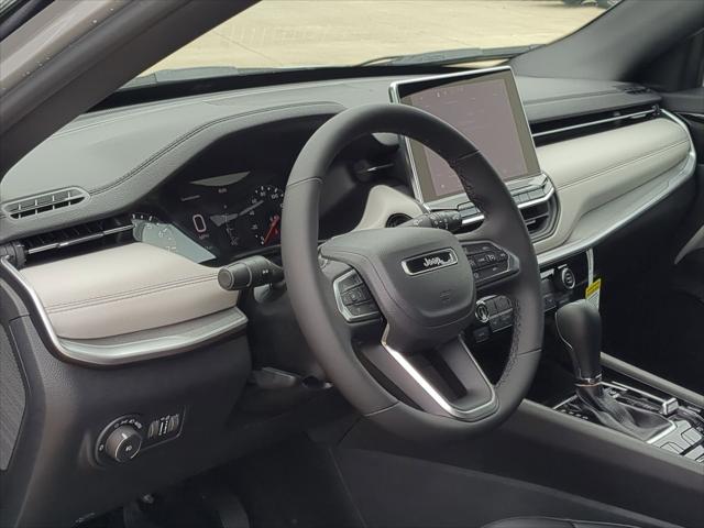 2025 Jeep Compass COMPASS LIMITED 4X4