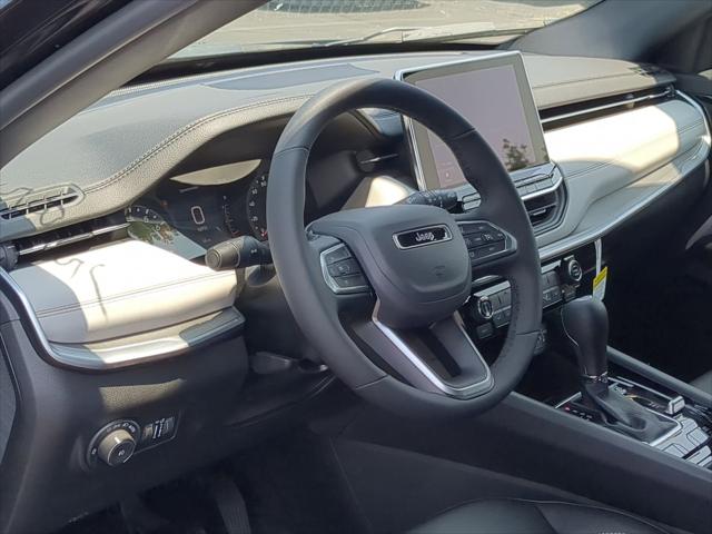 2025 Jeep Compass COMPASS LIMITED 4X4