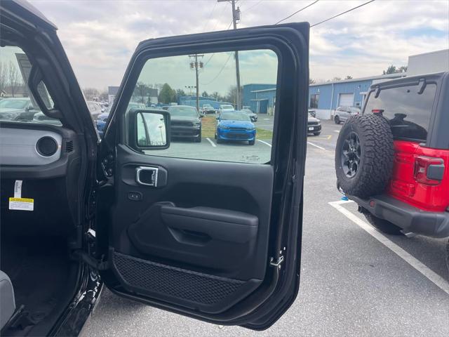 2025 Jeep Wrangler 4-Door Summit 4x4