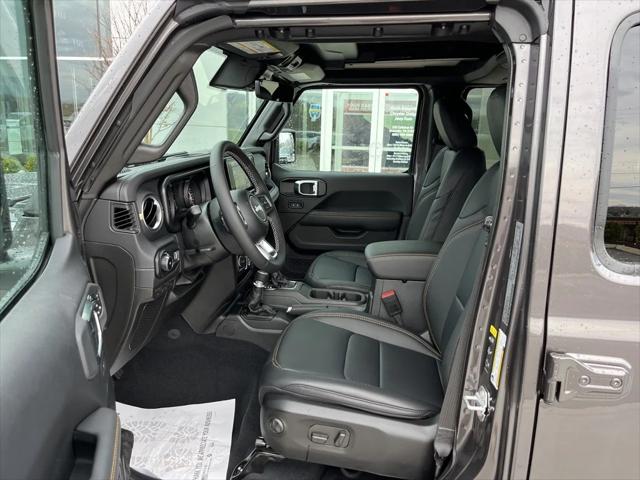 2025 Jeep Wrangler WRANGLER 4-DOOR SAHARA