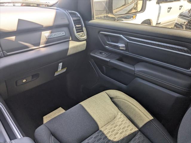 2025 RAM Ram 1500 RAM 1500 BIG HORN CREW CAB 4X2 57 BOX