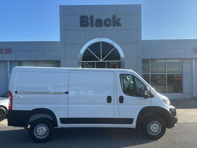 2025 RAM Ram ProMaster RAM PROMASTER 1500 TRADESMAN CARGO VAN LOW ROOF 136 WB