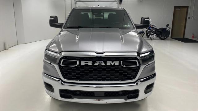 2025 RAM Ram 1500 RAM 1500 TRADESMAN CREW CAB 4X4 57 BOX