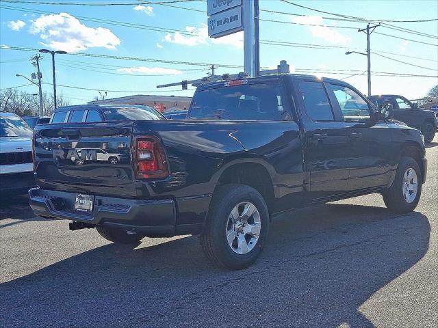 2025 RAM Ram 1500 RAM 1500 TRADESMAN QUAD CAB 4X4 64 BOX
