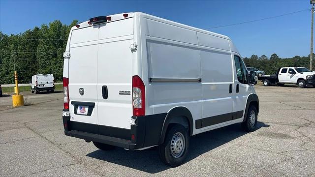 2025 Ram ProMaster Cargo Van Tradesman High Roof 136" WB w/Pass Seat