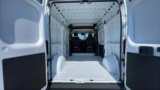 2025 Ram ProMaster Cargo Van Tradesman High Roof 136" WB w/Pass Seat
