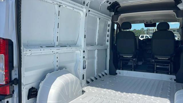 2025 Ram ProMaster Cargo Van Tradesman High Roof 136" WB w/Pass Seat