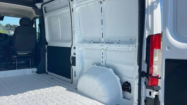2025 Ram ProMaster Cargo Van Tradesman High Roof 136" WB w/Pass Seat