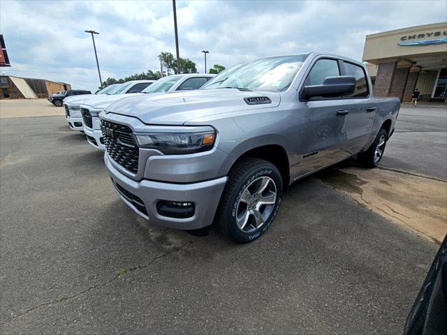 2025 RAM Ram 1500 RAM 1500 TRADESMAN CREW CAB 4X4 57 BOX