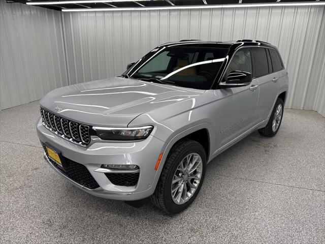 2025 Jeep Grand Cherokee GRAND CHEROKEE SUMMIT 4X4