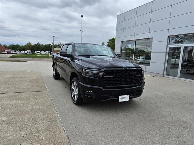 2025 RAM Ram 1500 RAM 1500 TRADESMAN CREW CAB 4X4 57 BOX 2025 RAM Ram 1500 RAM 1500 TRADESMAN CREW CAB 4X4 57 BOX