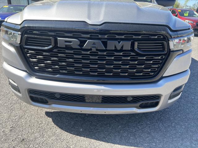 2025 RAM Ram 1500 RAM 1500 BIG HORN CREW CAB 4X4 64 BOX