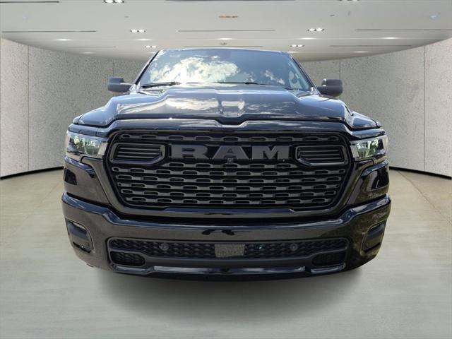 2025 RAM Ram 1500 RAM 1500 TRADESMAN QUAD CAB 4X2 64 BOX