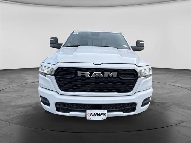 2025 RAM 1500 RAM 1500 BIG HORN CREW CAB 4X4 57 BOX