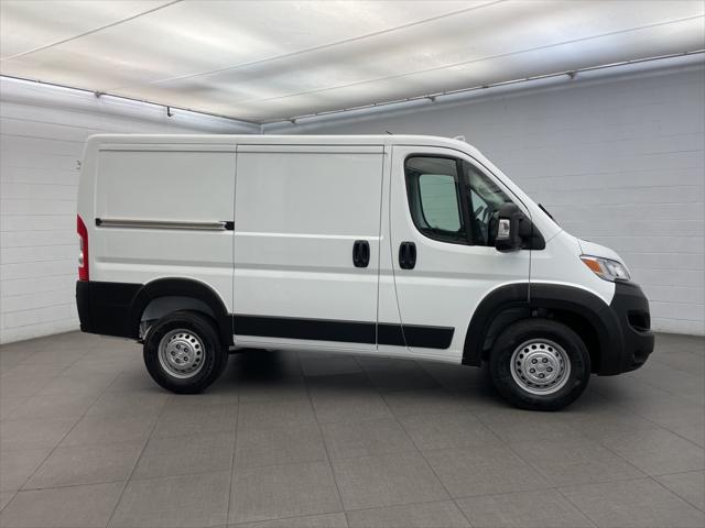 2025 RAM Ram ProMaster RAM PROMASTER 1500 TRADESMAN CARGO VAN LOW ROOF 118 WB